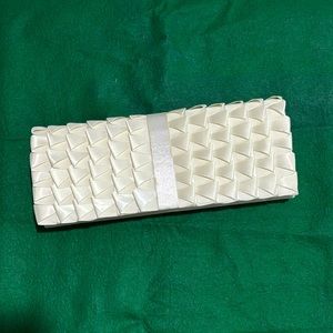 Jessica McClintock Occassion Clutch with strap